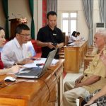 Công chứng giấy ủy quyền nhận tiền tại văn phòng hay phòng công chứng – Nên chọn đâu? ong-kha1-1-