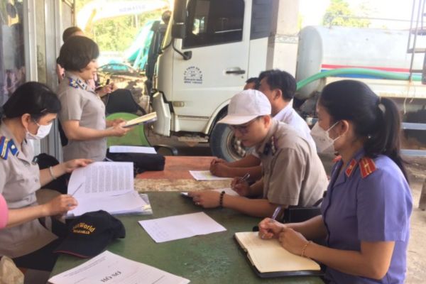 Kiểm tra xe có bị kê biên không