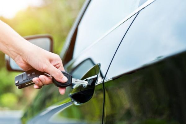 Mua xe từ người đang bị truy cứu trách nhiệm hình sự