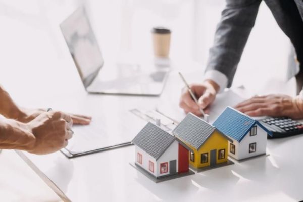 Nhà ở xã hội (NƠXH) và nhà ở thương mại: Khác biệt pháp lý